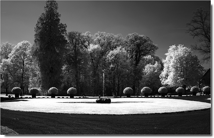 Im Schlossgarten von Rdenhausen